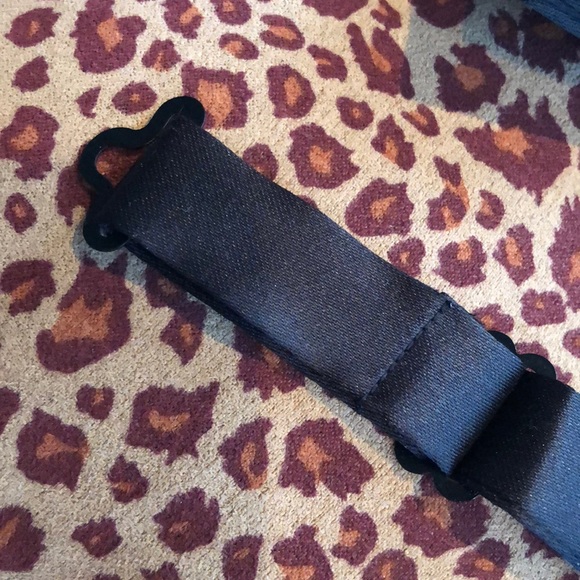 NWOT formal matte black bowtie, pre-tied - Picture 6 of 16